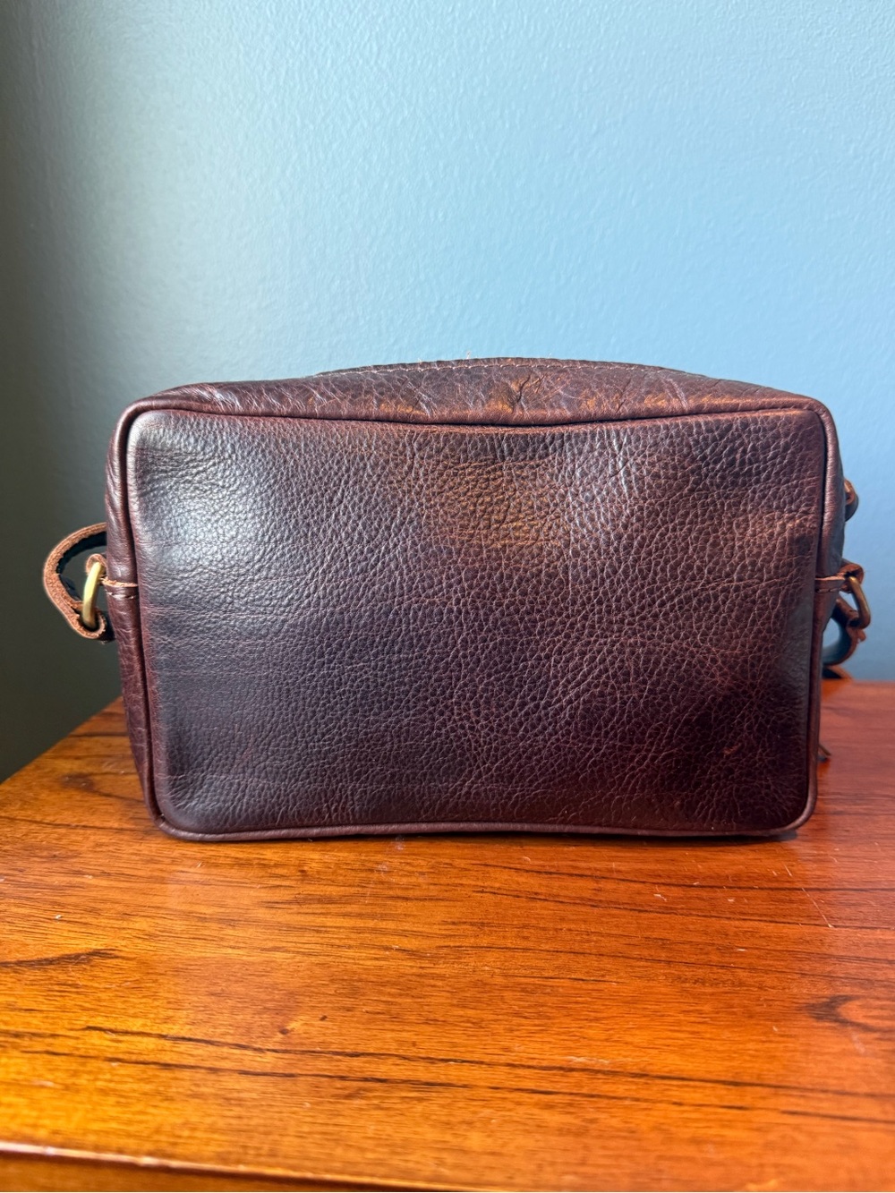 Portland Leather - large Camera Bag in Coldbrew - Picture 5 of 8